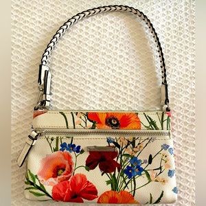 The Dana Buchman Poppy Bag!
